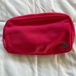 Everywhere Belt Bag: Lip Gloss